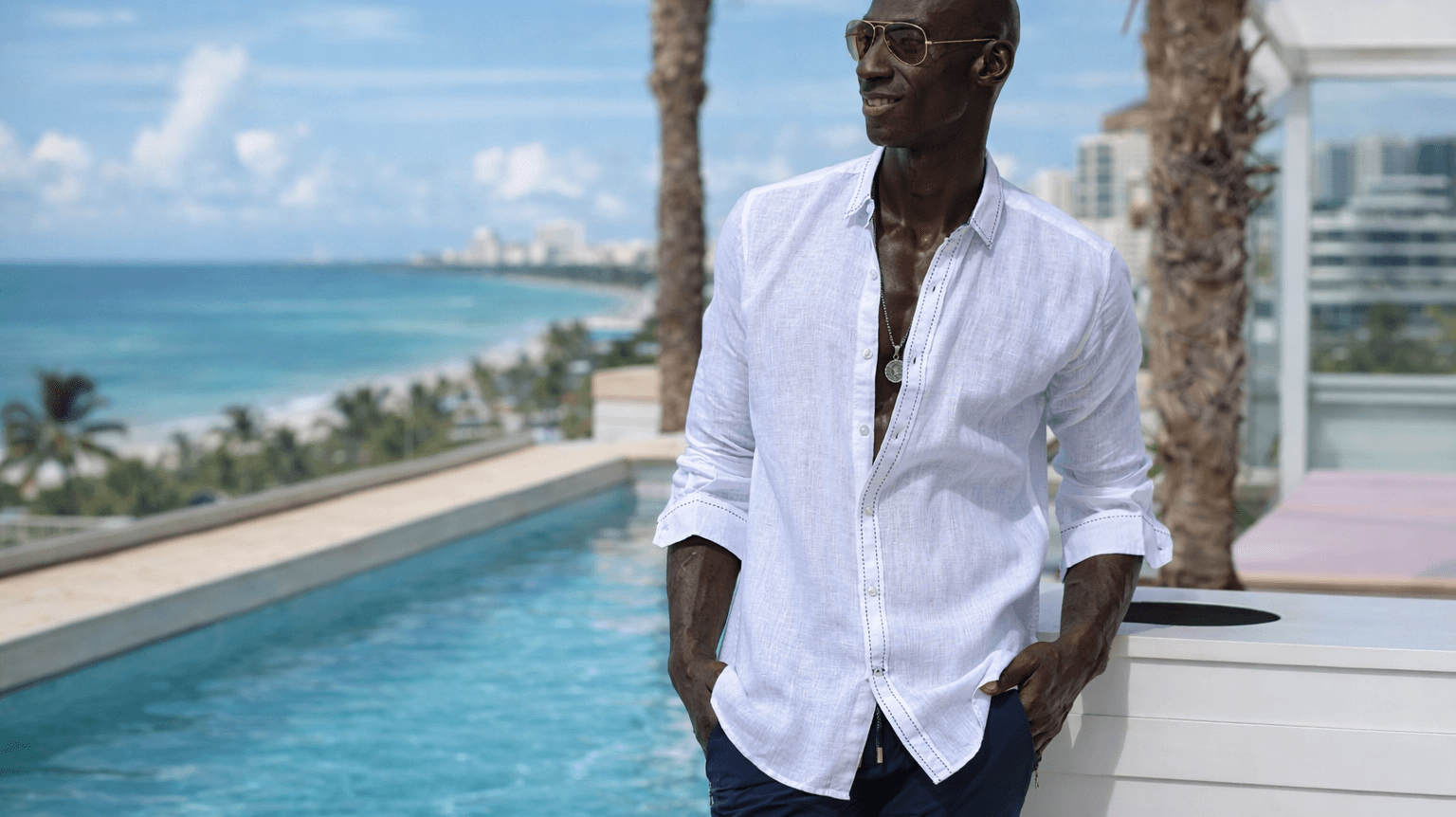 How to Wear a White Linen Shirt?