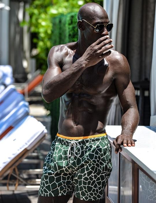 Men's Pier Sports Swim Shorts - Giraffe