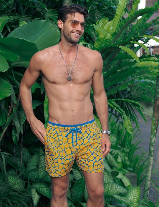 Men's Pier Sports Swim Shorts - Giraffe