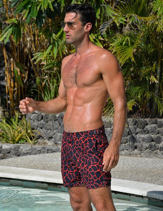 Hamptons Tailored Swim Shorts - Giraffe